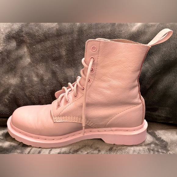 🎀 Dr. Martens 1460 Pascal Mono Pink Lace up Boots - Picture 7 of 13